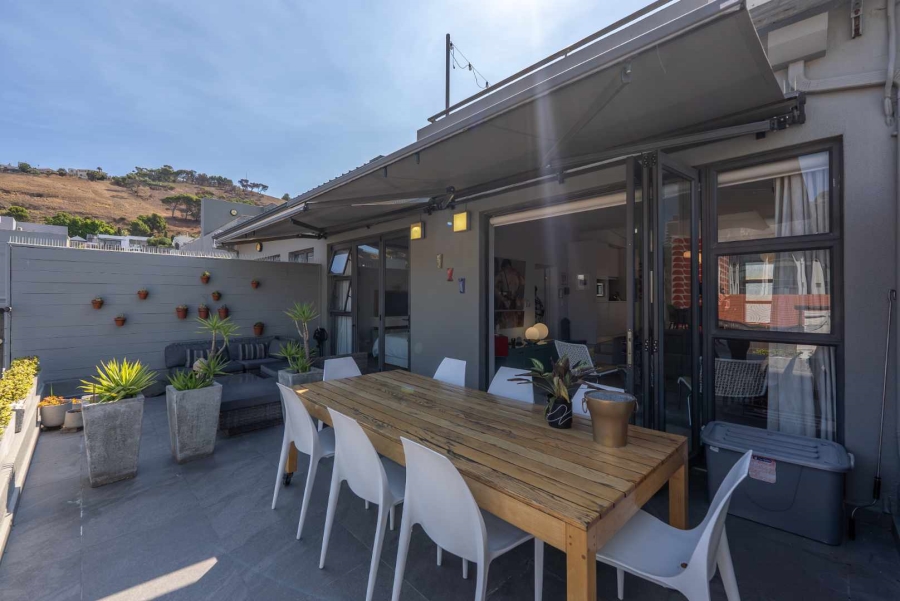 2 Bedroom Property for Sale in Green Point Western Cape